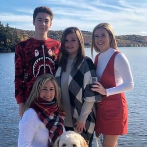 Meet your Posher, Angie